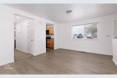 13006 S Redwood Rd, Riverton, UT 84065 - Photo 8