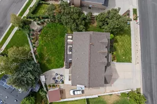 11689 S Oak Manor Dr, Sandy, UT 84092 - Photo 44