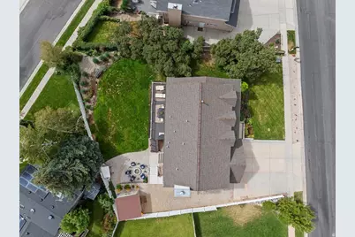 11689 S Oak Manor Dr, Sandy, UT 84092 - Photo 48