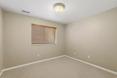 1665 E 1300 N, Layton, UT 84040 - Photo 34