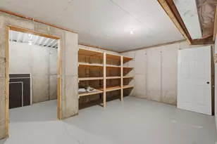 1665 E 1300 N, Layton, UT 84040 - Photo 36