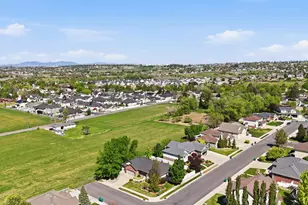 1665 E 1300 N, Layton, UT 84040 - Photo 48