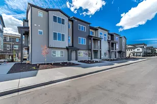 492 S 700 W, American Fork, UT 84003 - Photo 2