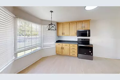 1115 N Main St, Bountiful, UT 84010 - Photo 12