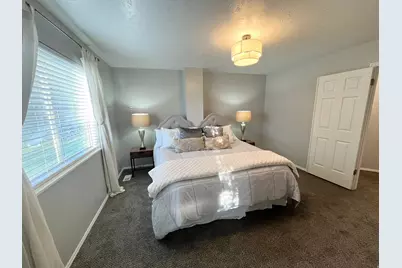 1317 E Knollwood Dr, Sandy, UT 84092 - Photo 10