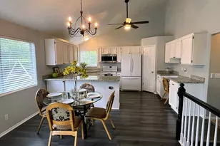 1317 E Knollwood Dr, Sandy, UT 84092 - Photo 6