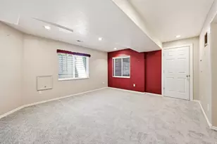 4016 W Kelvingrove Cir S, South Jordan, UT 84095 - Photo 24