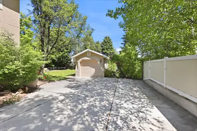 4016 W Kelvingrove Cir S, South Jordan, UT 84095 - Photo 32