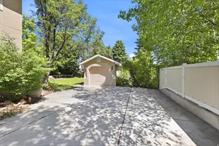 4016 W Kelvingrove Cir S, South Jordan, UT 84095 - Photo 32