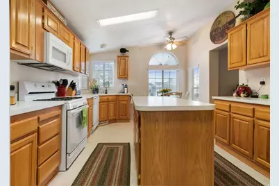 6435 S 1040 W, Murray, UT 84123 - Photo 2