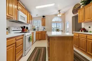 6435 S 1040 W, Murray, UT 84123 - Photo 2