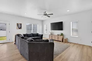 3738 N Browning St, Eagle Mountain, UT 84005 - Photo 12