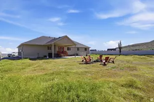 9317 N Sunset Dr, Thatcher, UT 84337 - Photo 42