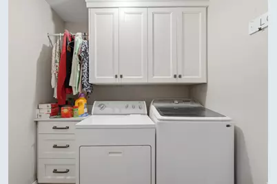 9317 N Sunset Dr, Thatcher, UT 84337 - Photo 18