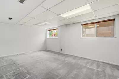 1315 W 1900 S, Woods Cross, UT 84087 - Photo 20