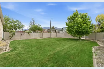 1315 W 1900 S, Woods Cross, UT 84087 - Photo 26
