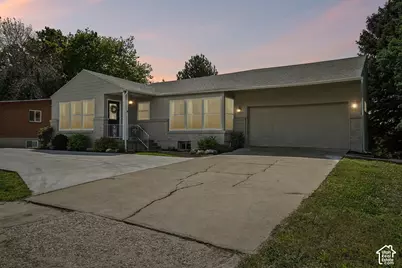 2512 S 150 W, Bountiful, UT 84010 - Photo 2