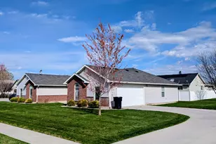 619 E 1st S S, Preston, ID 83263 - Photo 2