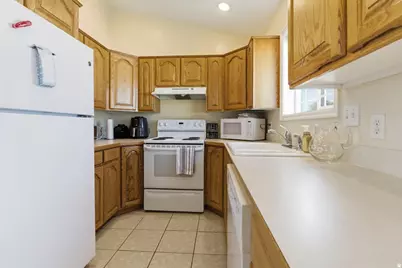 619 E 1st S S, Preston, ID 83263 - Photo 8