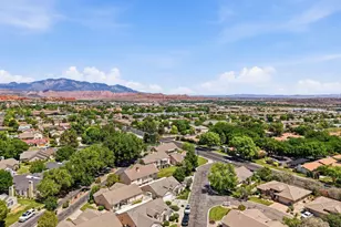 345 N 2450 E, Saint George, UT 84790 - Photo 46