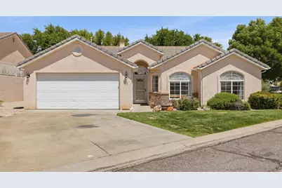 345 N 2450 E #206, Saint George, UT 84790 - Photo 1