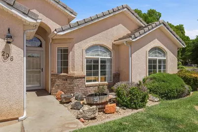 345 N 2450 E #206, Saint George, UT 84790 - Photo 2