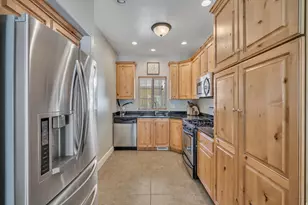 585 E Wyngate Pointe Ln, Draper, UT 84020 - Photo 6