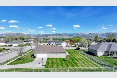 590 E 1st S S, Preston, ID 83263 - Photo 14