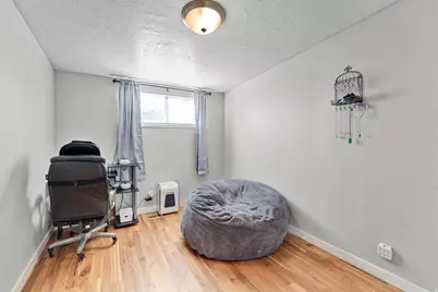 1339 N Marilyn Dr W, Layton, UT 84041 - Photo 12