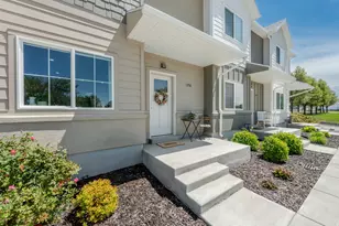 1356 N 250 W, Sunset, UT 84015 - Photo 2