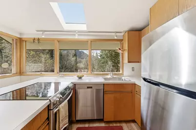 2181 N Pinecrest Canyon Rd, Salt Lake City, UT 84108 - Photo 18