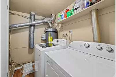 7445 Rich Way E, Cottonwood Heights, UT 84121 - Photo 12