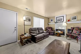7445 S Rich Way, Cottonwood Heights, UT 84121 - Photo 28