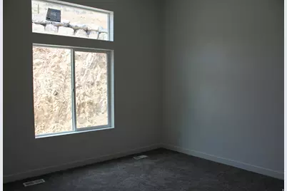 326 E Sage Cir S, Tooele, UT 84074 - Photo 18