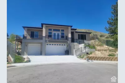 326 E Sage Cir S, Tooele, UT 84074 - Photo 2