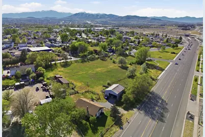 915 W State St, Lehi, UT 84043 - Photo 4