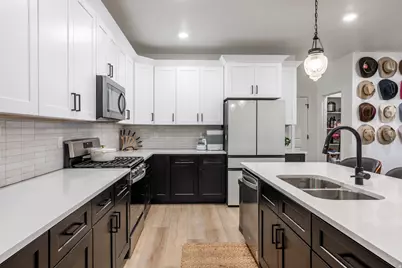 5189 N Willow Tree Rd #402, Eagle Mountain, UT 84005 - Photo 10