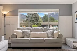 7168 S 1700 E, Cottonwood Heights, UT 84121 - Photo 8
