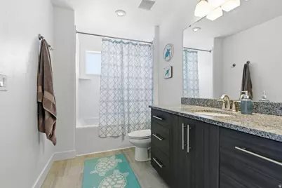 1388 E 380 S, Hyrum, UT 84319 - Photo 14
