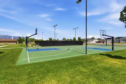 1388 E 380 S, Hyrum, UT 84319 - Photo 36