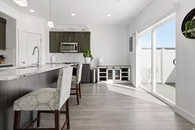 1388 E 380 S, Hyrum, UT 84319 - Photo 10