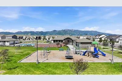 1388 E 380 S, Hyrum, UT 84319 - Photo 34