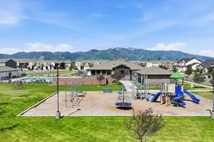 1388 E 380 S, Hyrum, UT 84319 - Photo 34