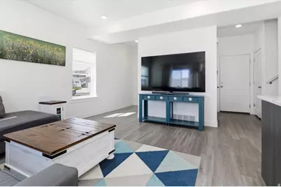 1388 E 380 S, Hyrum, UT 84319 - Photo 6