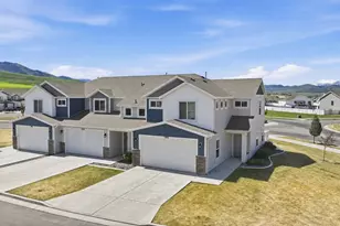 1388 E 380 S, Hyrum, UT 84319 - Photo 22