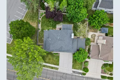 1554 E Buttercup Dr, Sandy, UT 84092 - Photo 18