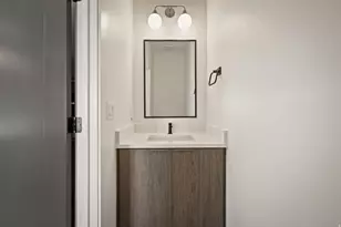 618 E Eleanor Cv S, Salt Lake City, UT 84107 - Photo 18