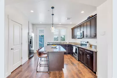4611 W Daybreak Rim Way, South Jordan, UT 84009 - Photo 4