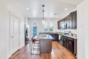 4611 W Daybreak Rim Way, South Jordan, UT 84009 - Photo 4