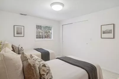 9725 S Ruskin Cir, Sandy, UT 84092 - Photo 46